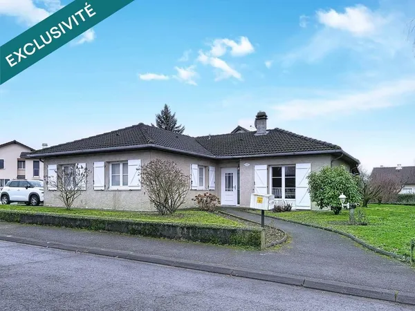 Une belle maison de plain pied au calme à Bertrange 