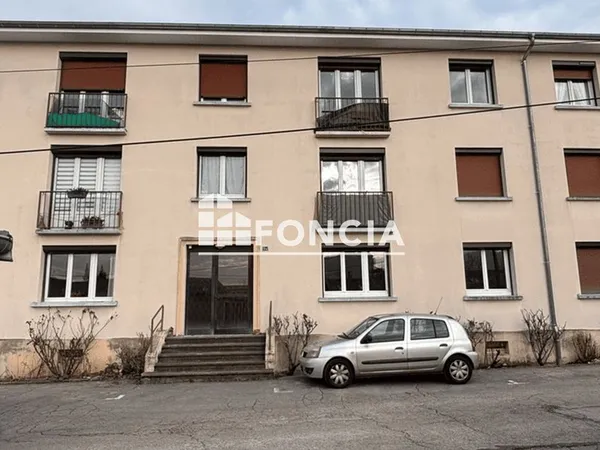 Appartement T3 lumineux garage cave secteur calme de la butte 