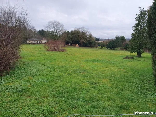 Terrain 4 094 m² Saint Yrieix La Perche 