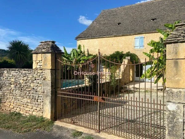 Maison 9 pièces 229 m² 