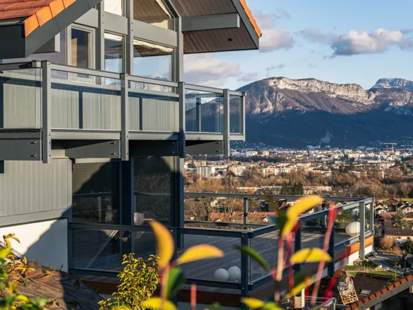 Villa neuve avec piscine vue montagnes Annecy 