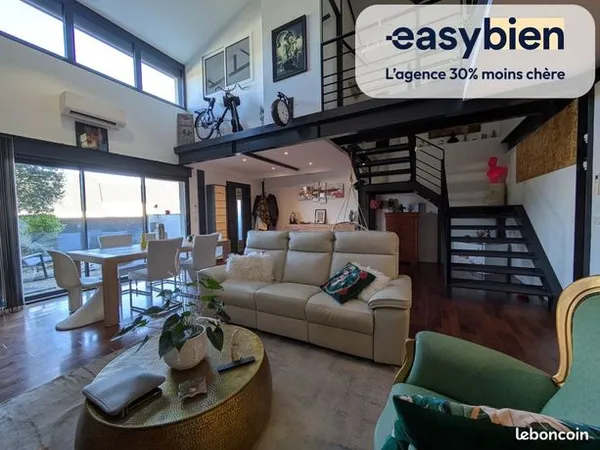 Loft 6 pièces 132 m² 