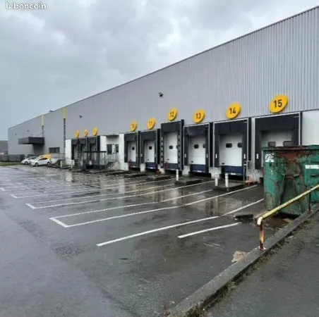 Local commercial 13230 m² 