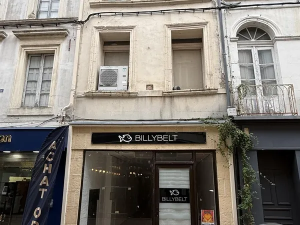 Bâtiment 179 m² 