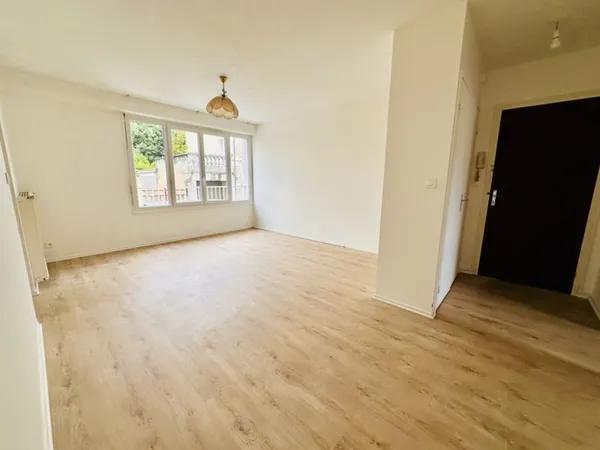 Appartement de 3 pièces principales 