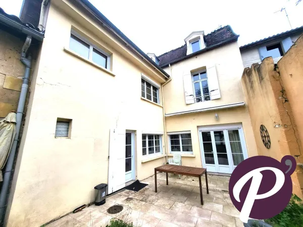 Maison 6 pièces 176 m² 