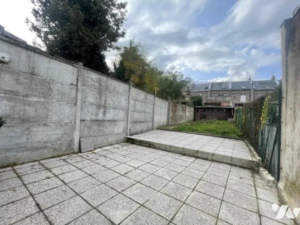 Immeuble de rapport 85 m² 
