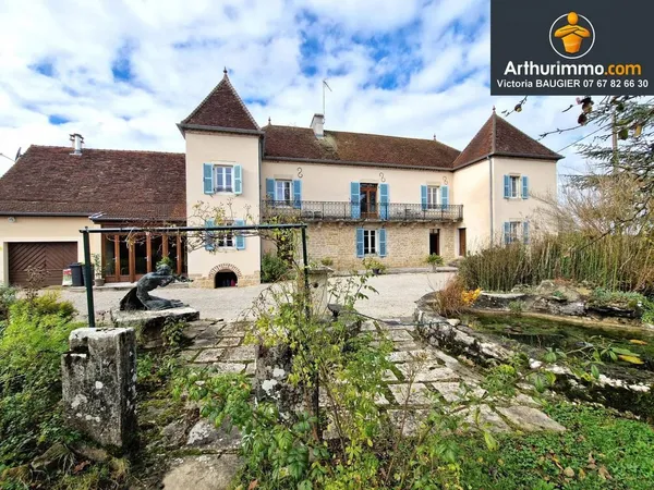 Maison de luxe 10 pièces 252 m² 
