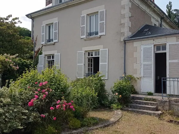 Blois - Proche centre ville - Maison bourgeoise du 19ème - 7 pièces - 5 chambres 