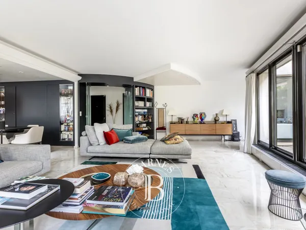 BOULOGNE NORD - RARE Appartement derniers étages, terrasses, box... 