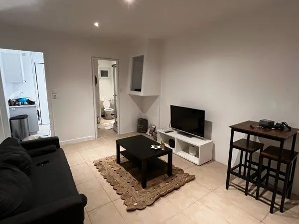 Loue petite maison plain pied 35m2 F2 meublé Montargis DISPONIBLE JANVIER 2026 