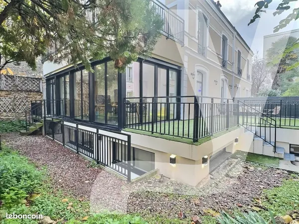 Appartement 11 pièces 320 m² 