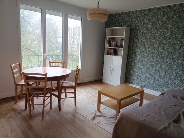 Propose appartement en colocation rénové 