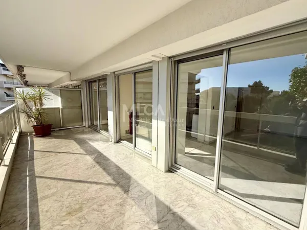 Appartement 3 pièces 80 m² 