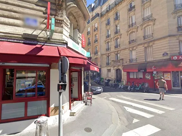 Boutique 2 pièces 122 m² 