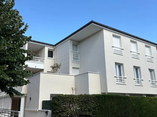 APPARTEMENT 2PIECES DERNIER ETAGE 