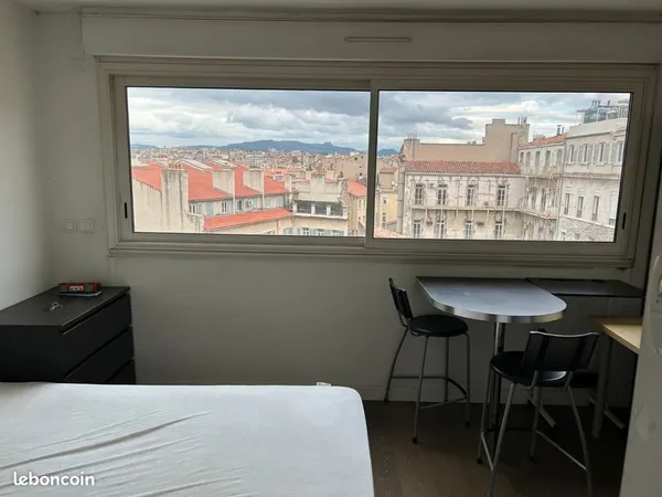 Location studio coeur de Marseille 