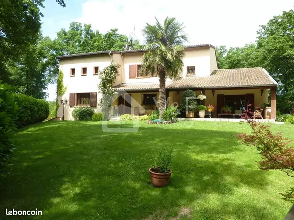 Maison 270 m² Esperce 