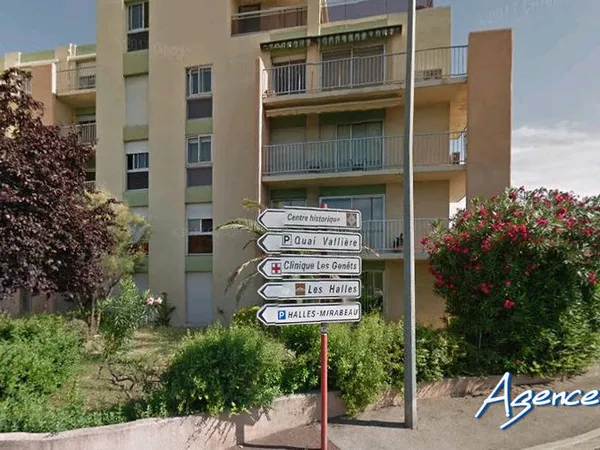 T2 EN RESIDENCE SECURISEE 