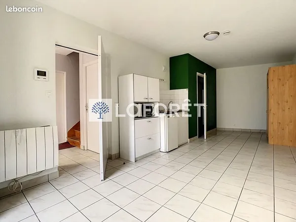 Studio 1 pièce 23 m² 