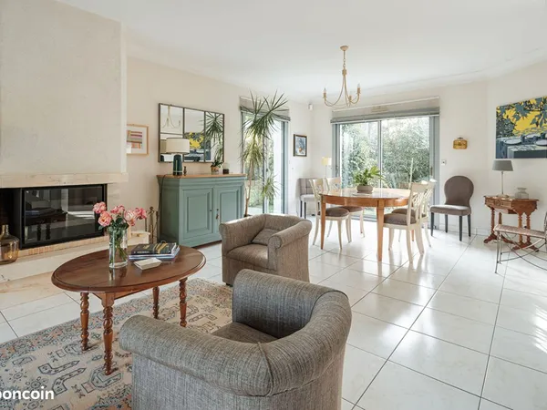 Maison 6 pièces 175 m² 