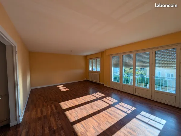 Appartement T4 R+2, La Borie 