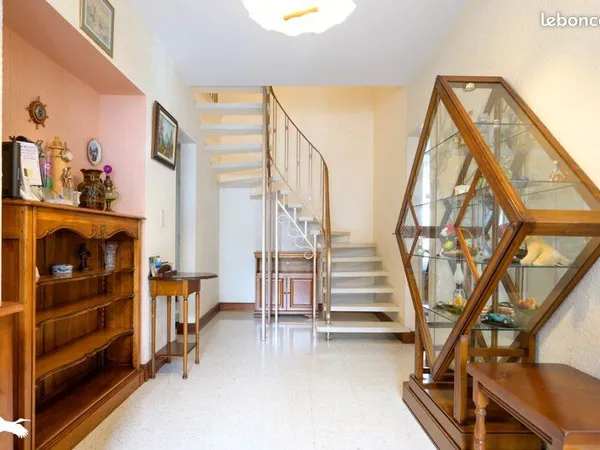Maison de ville 7 pièces 146 m² 