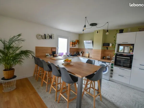 Appartement 4 pièces 85 m² 