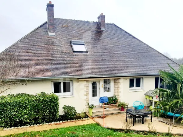 AUXERRE - PAVILLON 180M2- 5 CHAMBRES 