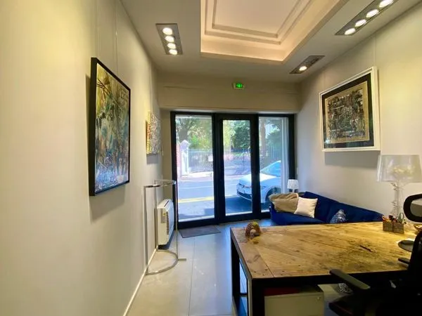 CANNES - AVENUE MARÉCHAL JUIN - LOCAL COMMERCIAL 50 m² - LOCATION PURE - TOUS COMMERCES 