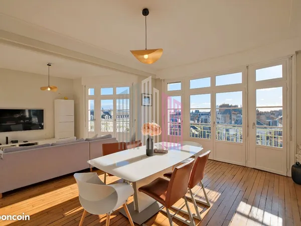 Appartement 7 pièces 167 m² 