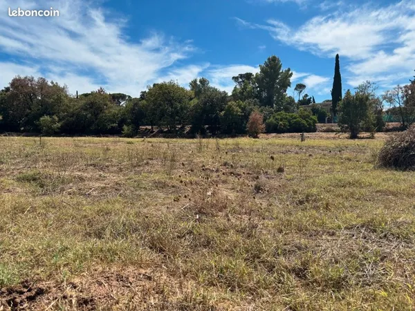 Terrain 533 m² Frejus 