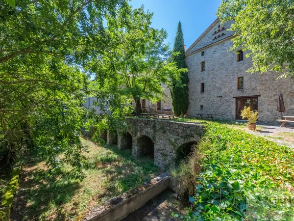 CHATEAU AU COEUR DU PARC NATIONNAL DES CEVENNES 