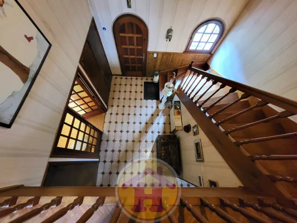 Maison 5 chambres sur sous-sol terrain 3715m² 