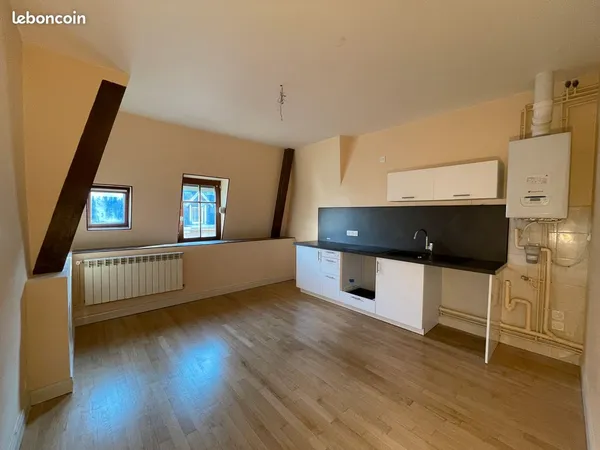 Appartement F2 situé au Sablon 