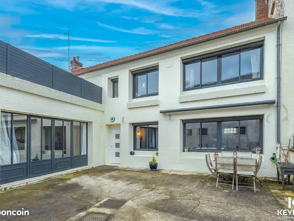 Maison de ville 6 pièces 145 m² 