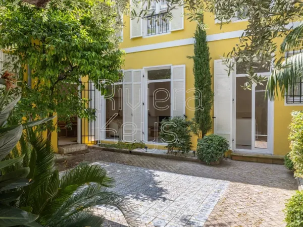 CANNES - CENTRE : Maison à 2 minutes à pied de la Croisette, av 
