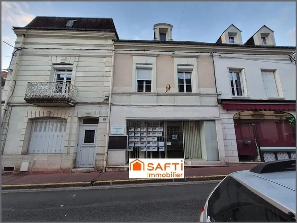 INVESTISSEUR : 300m² de potentiel depuis 3 entrées