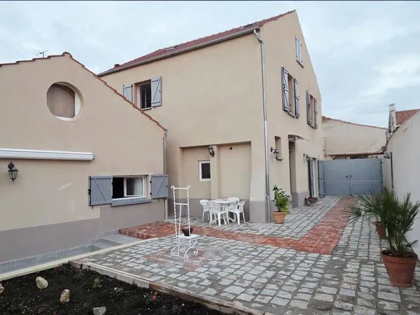 Maison 8 pièces 130 m² 