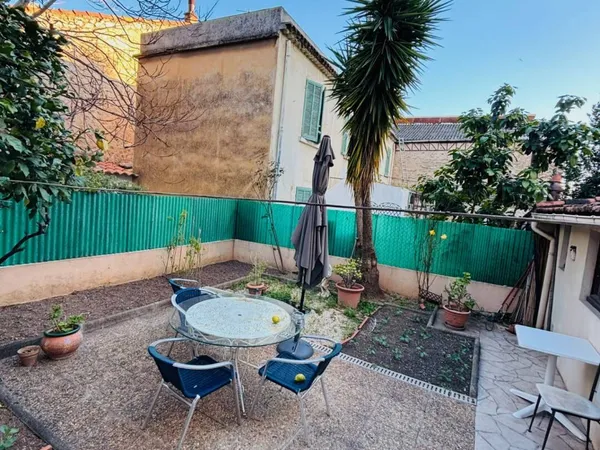 Immeuble 182 m² 