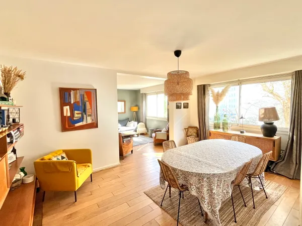 Vends appartement 104m² 