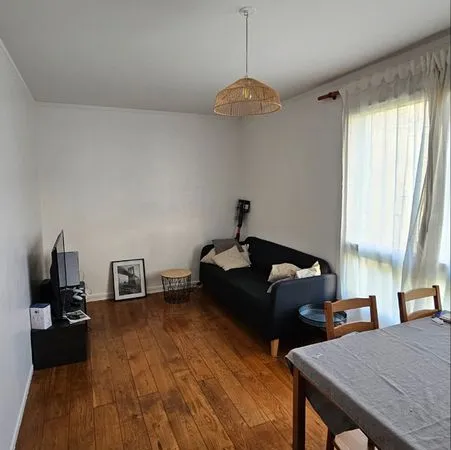 Appartement T2 52m2 meublé - 1080cc - Montigny-le-bretonneux 