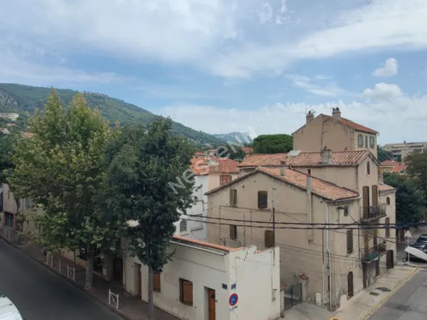 Appartement Toulon EST de 3 pièces de 53 m² 