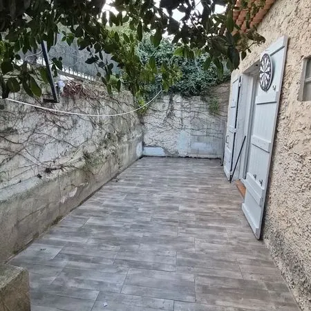 Appartement grand t2 terrasse 