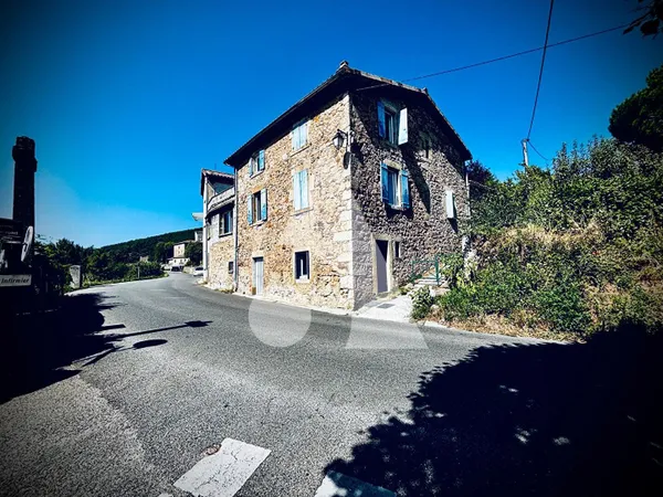 Maison en pierre 130 m² Fort potentiel 