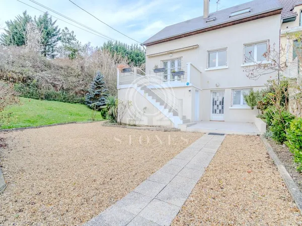 Maison de luxe 6 pièces 161 m² 