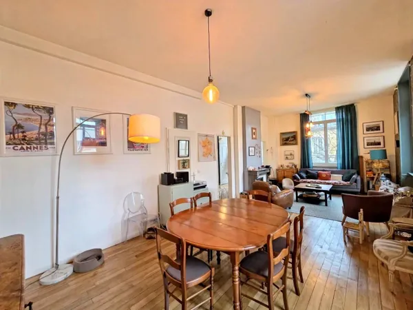 Appartement 6 pièces 165 m² 
