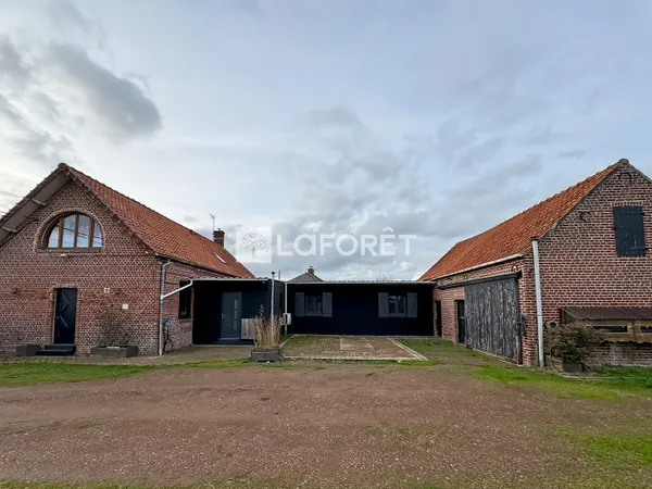 Maison ancienne écurie en semi plain pied 147 m2 