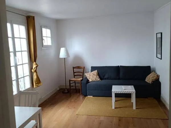 Studio 1 pièce 26 m² 