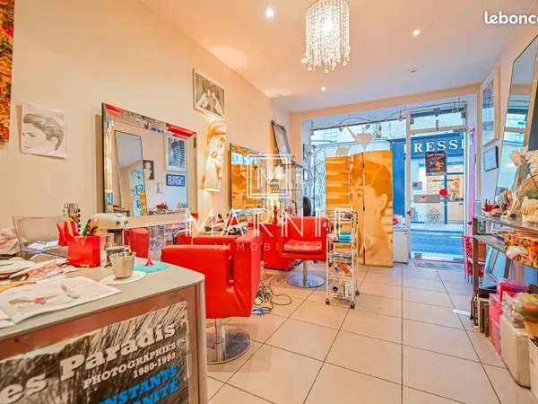 Boutique 30 m² Paris 3ème 
